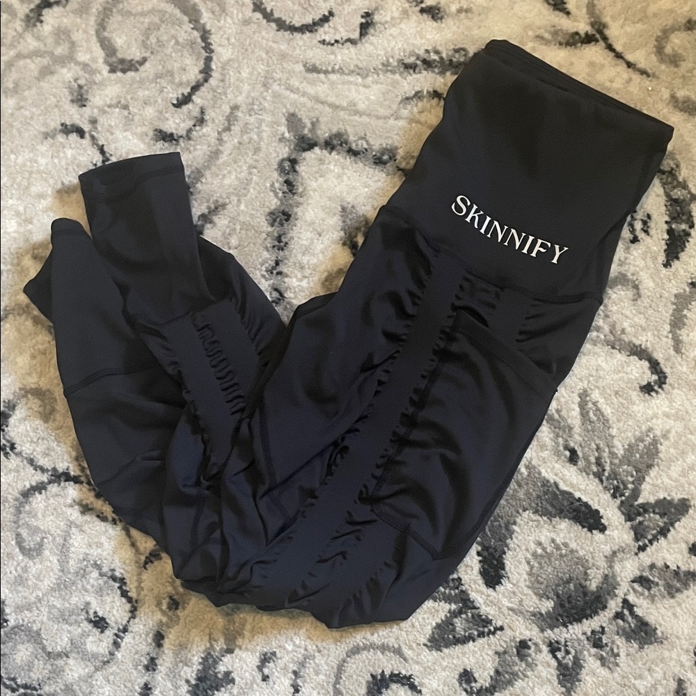 SKINN Women's Black Leggings